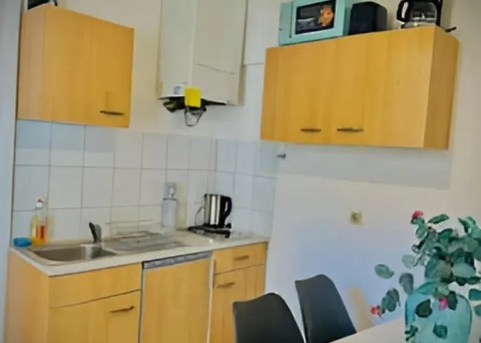 Beautiful & Stylish 1br 10 Min To Westbahnhof Viyana